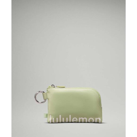 0107 Lululemon Clippable Card Pouch Edamame Green / White Opal - Picture 1 of 4